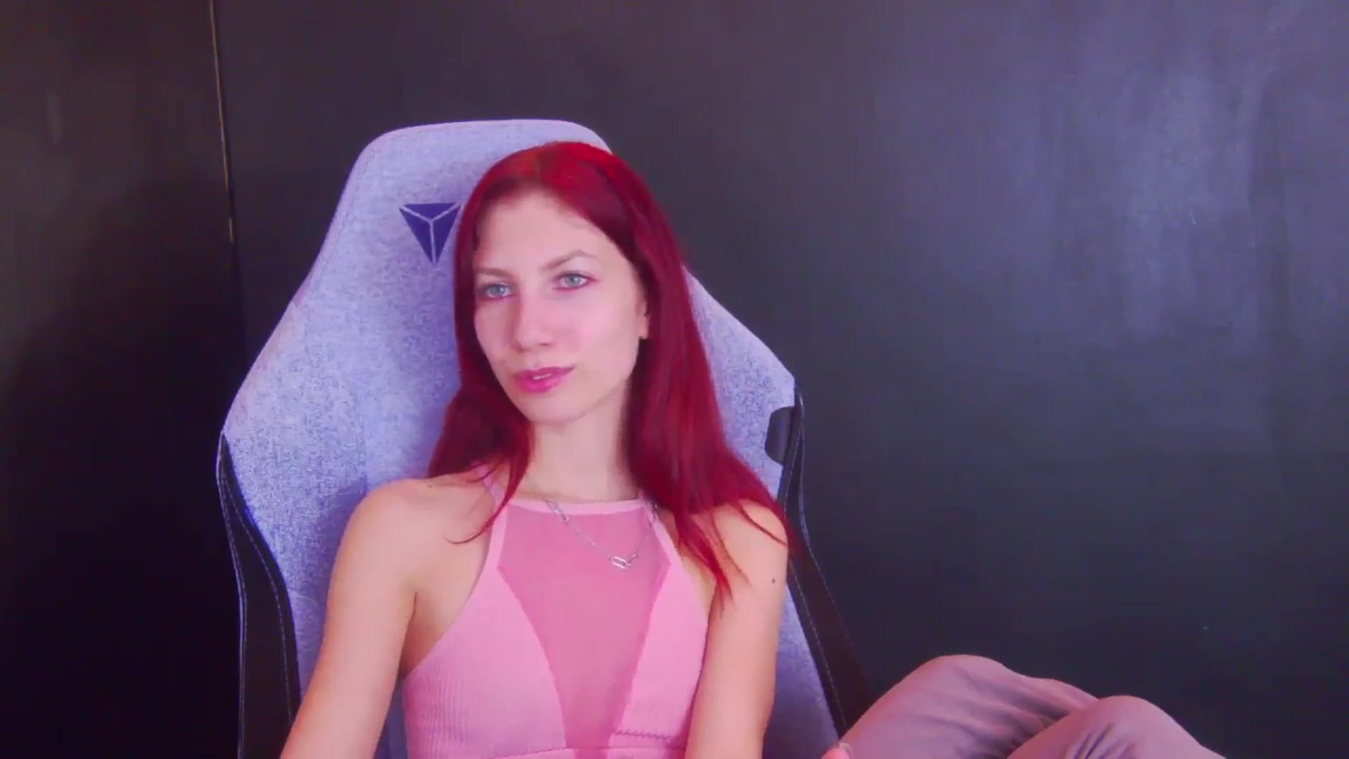 Gallery image thumbnail from Yasemina's myfreecams stream on, 04/17/2026, 04:07 image 17 of 20
