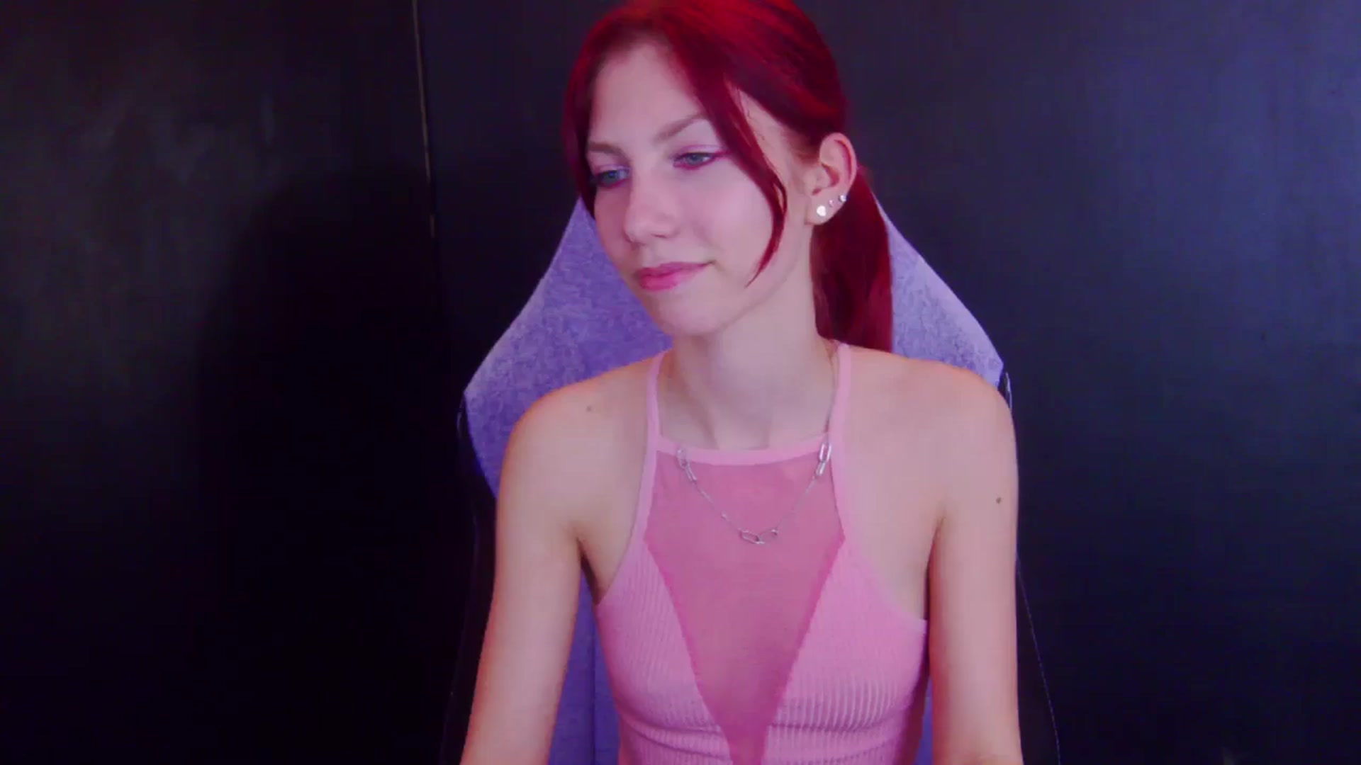 Gallery image thumbnail from Yasemina's myfreecams stream on, 04/17/2026, 04:07 image 1 of 20