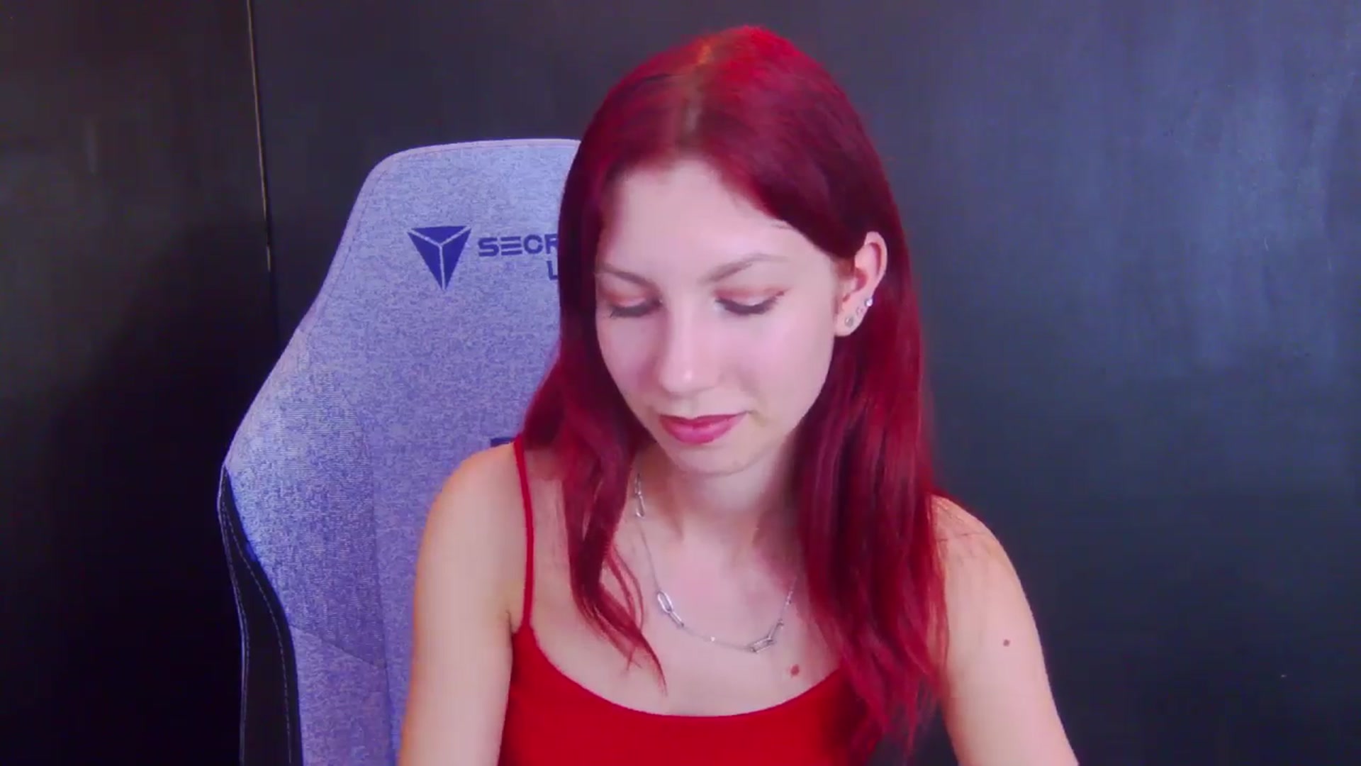 Gallery image thumbnail from Yasemina's myfreecams stream on, 04/18/2026, 24:23 image 4 of 20