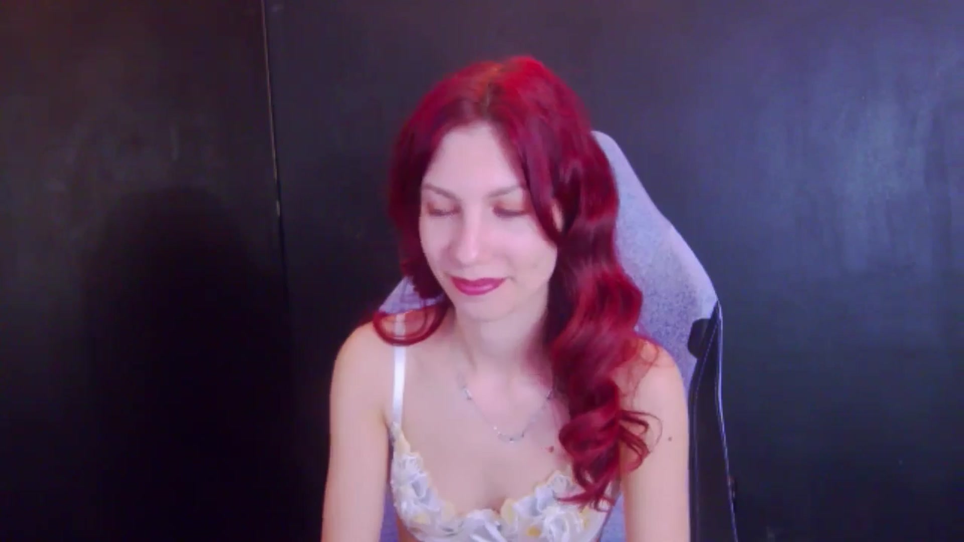 Gallery image thumbnail from Yasemina's myfreecams stream on, 04/20/2026, 22:53 image 8 of 20