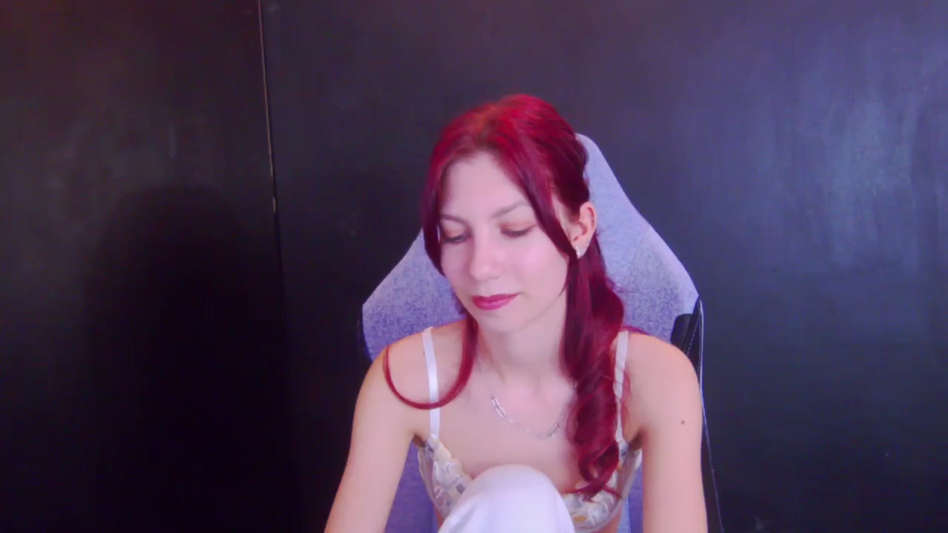 Gallery image thumbnail from Yasemina's myfreecams stream on, 04/20/2026, 23:53 image 3 of 20