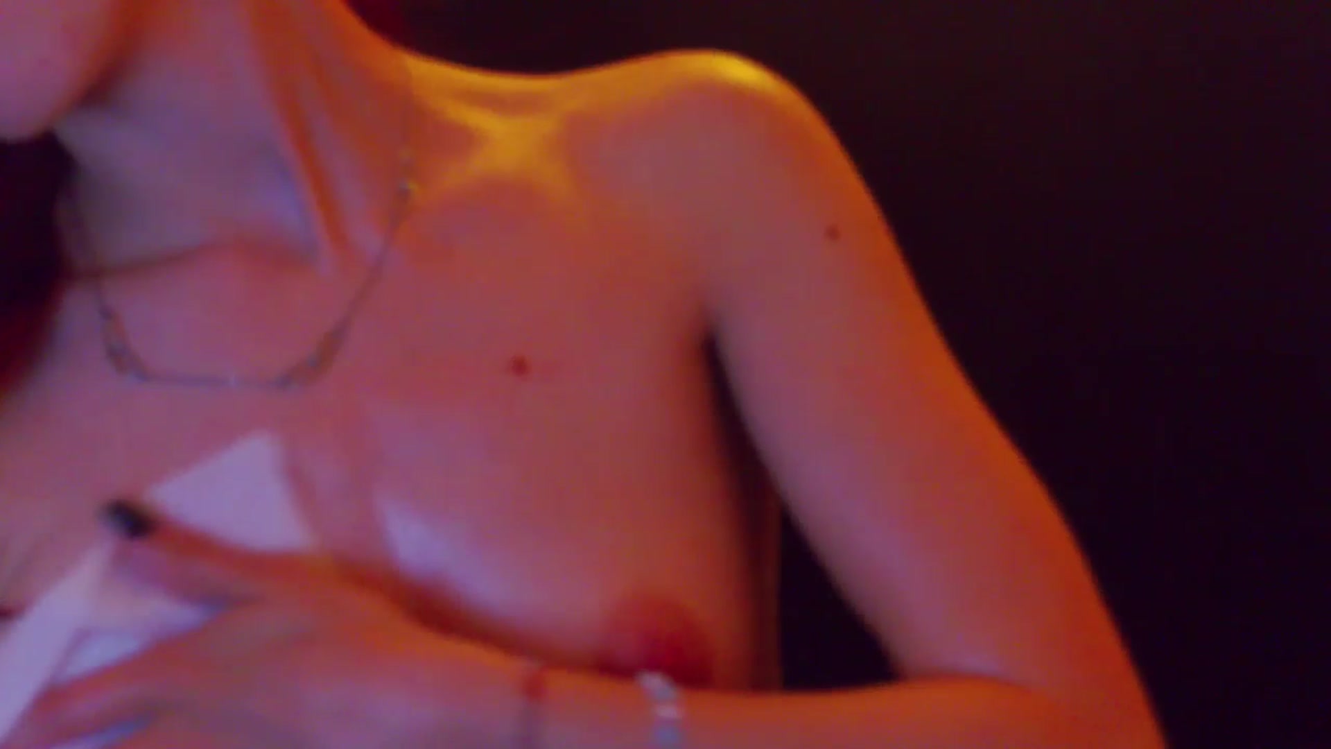 Gallery image thumbnail from Yasemina's myfreecams stream on, 04/21/2026, 01:06 image 9 of 20