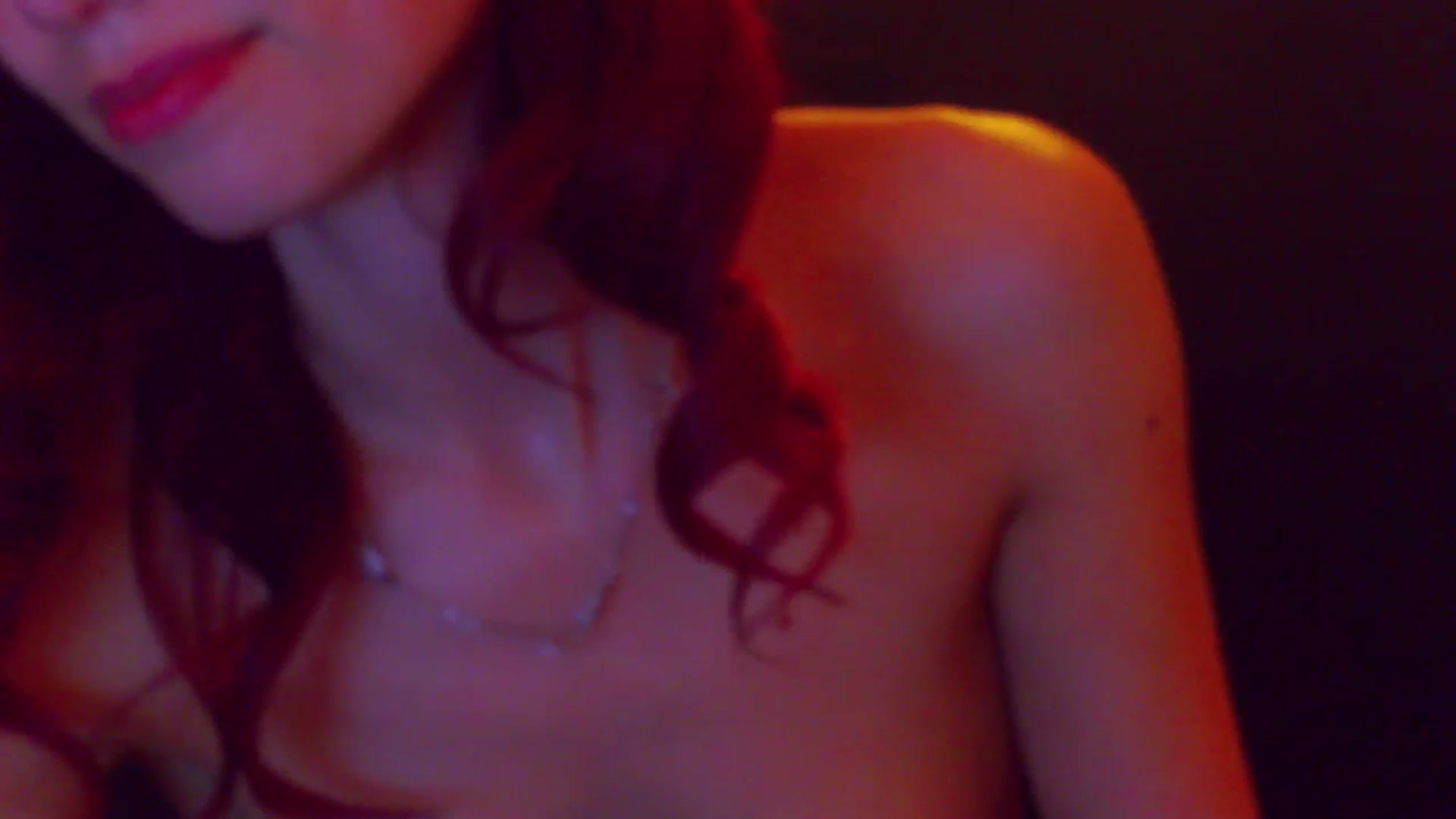 Gallery image thumbnail from Yasemina's myfreecams stream on, 04/21/2026, 01:06 image 11 of 20