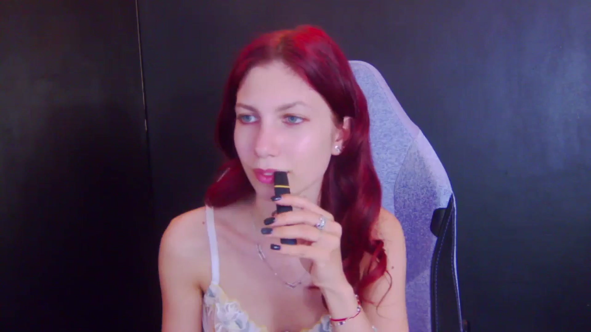 Gallery image thumbnail from Yasemina's myfreecams stream on, 04/21/2026, 03:59 image 6 of 20