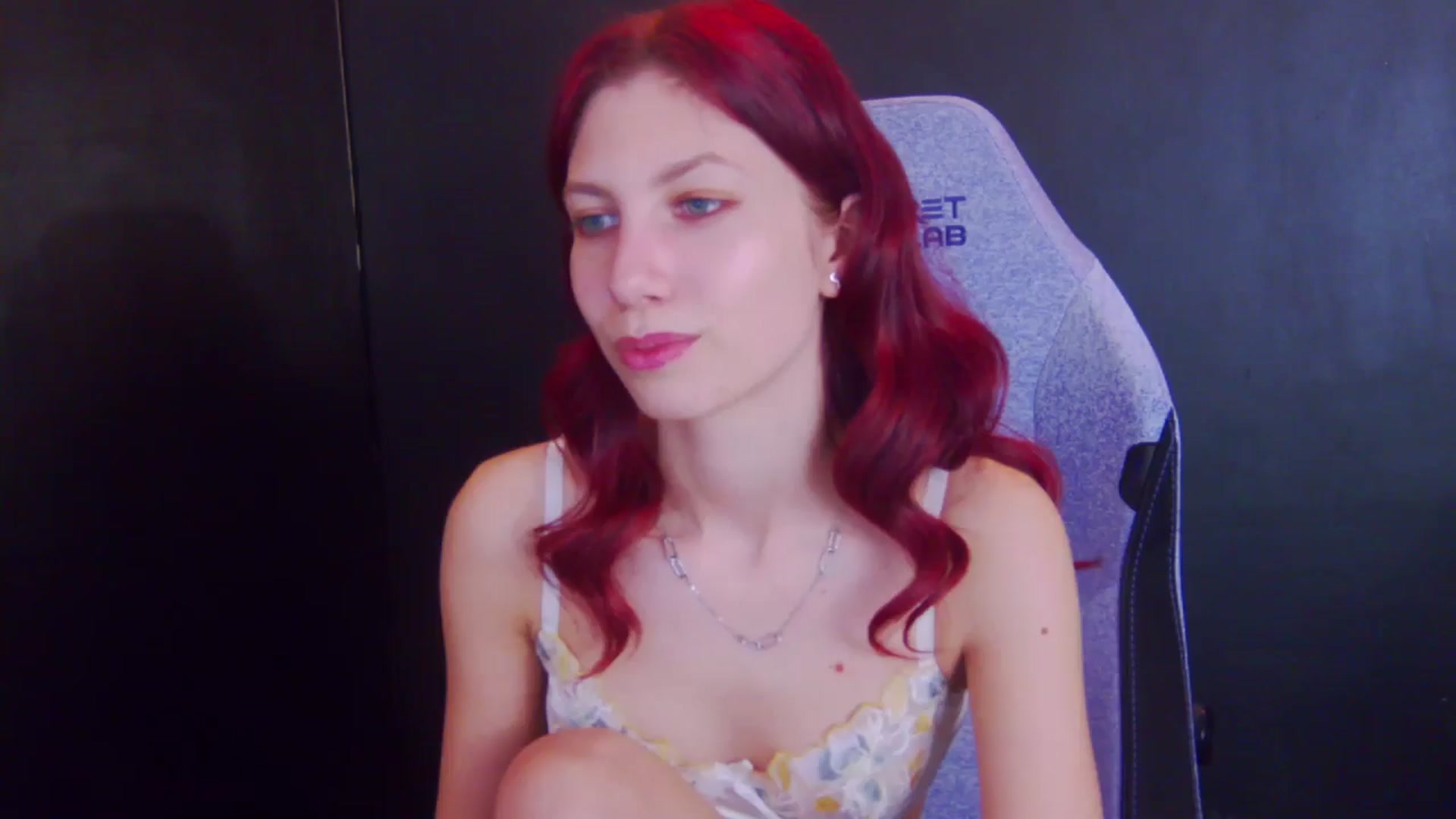Gallery image thumbnail from Yasemina's myfreecams stream on, 04/21/2026, 03:59 image 1 of 20