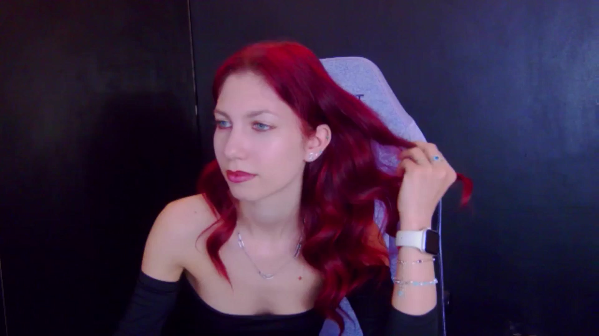 Gallery image thumbnail from Yasemina's myfreecams stream on, 04/22/2026, 23:15 image 8 of 20