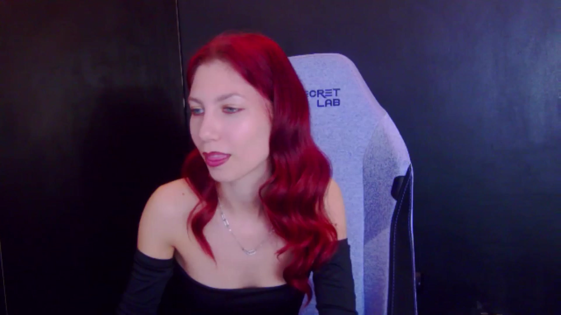 Gallery image thumbnail from Yasemina's myfreecams stream on, 04/22/2026, 23:15 image 7 of 20