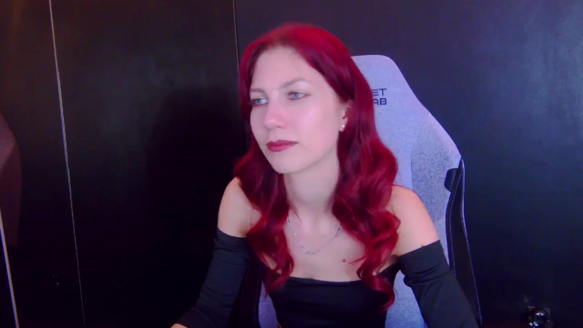 Gallery image thumbnail from Yasemina's myfreecams stream on, 04/23/2026, 03:49 image 4 of 20