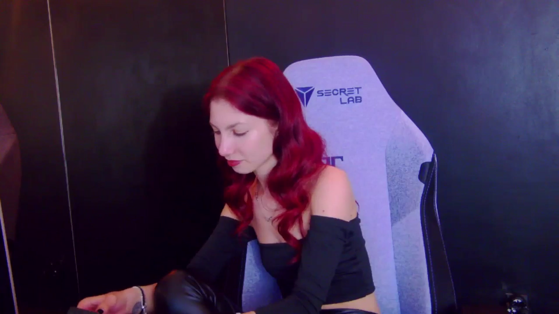 Gallery image thumbnail from Yasemina's myfreecams stream on, 04/23/2026, 03:49 image 5 of 20