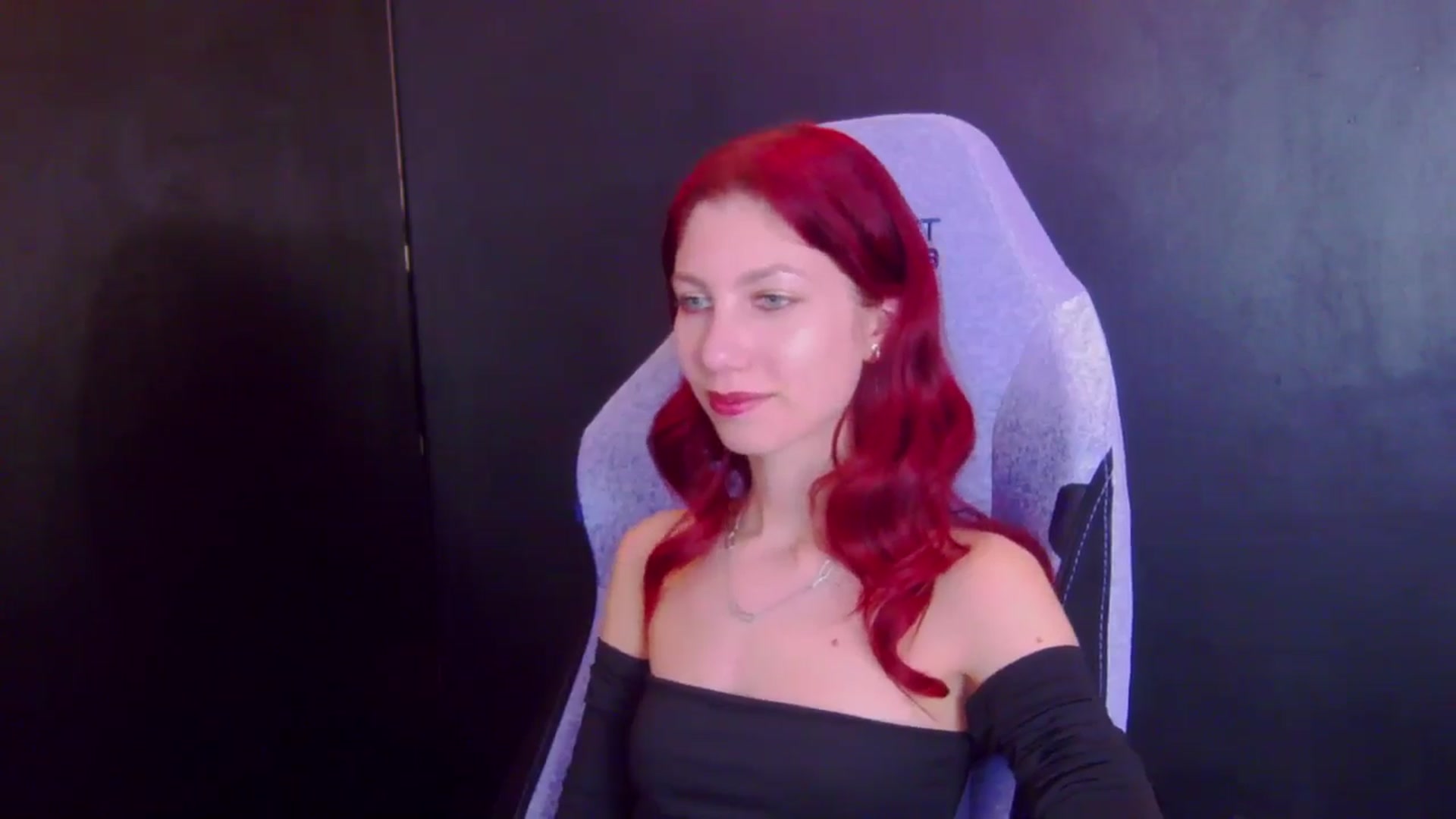 Gallery image thumbnail from Yasemina's myfreecams stream on, 04/23/2026, 03:49 image 15 of 20