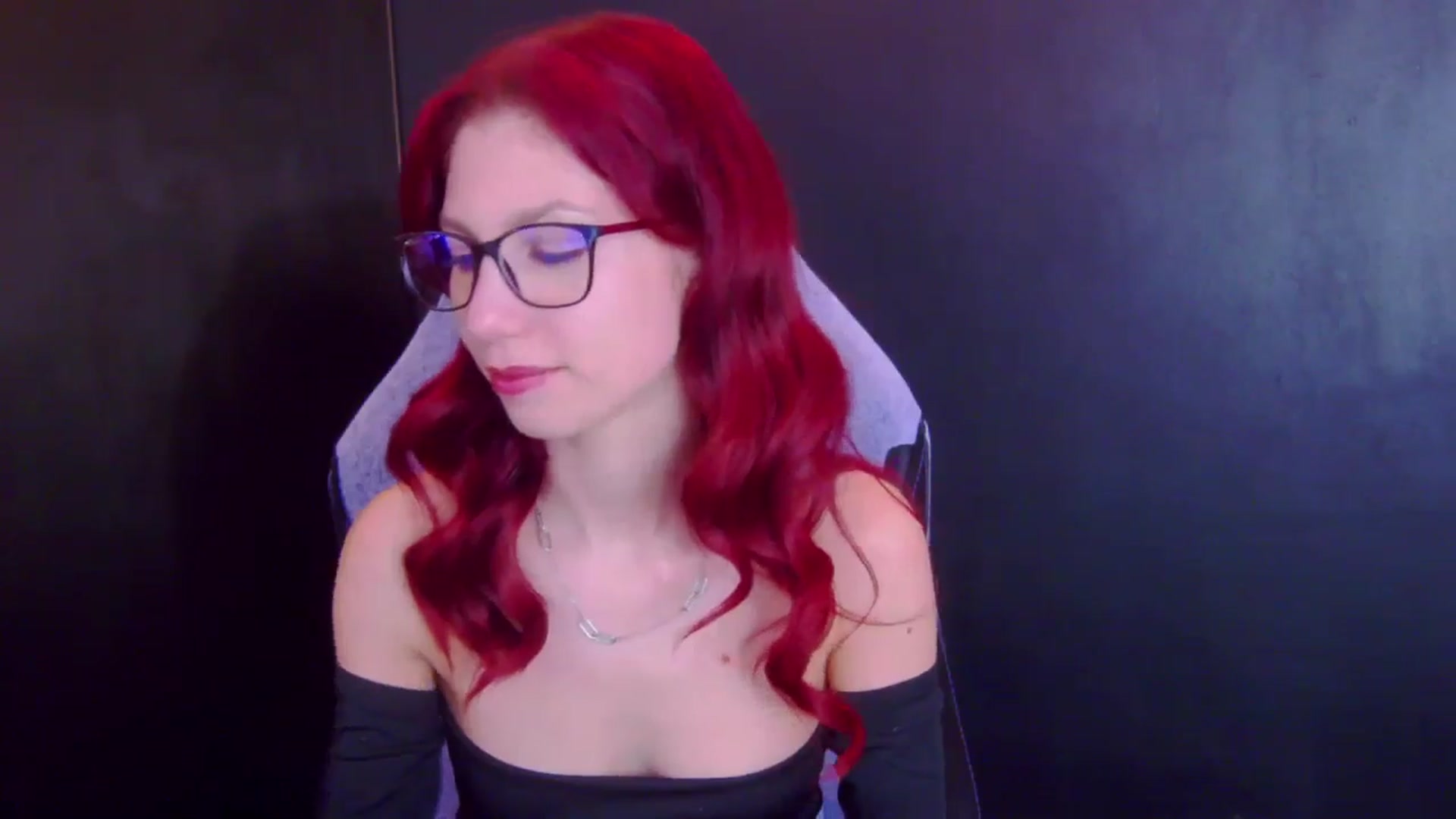 Gallery image thumbnail from Yasemina's myfreecams stream on, 04/23/2026, 03:49 image 17 of 20
