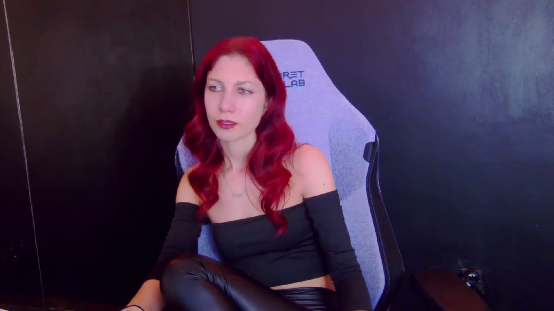 Gallery image thumbnail from Yasemina's myfreecams stream on, 04/23/2026, 03:49 image 7 of 20