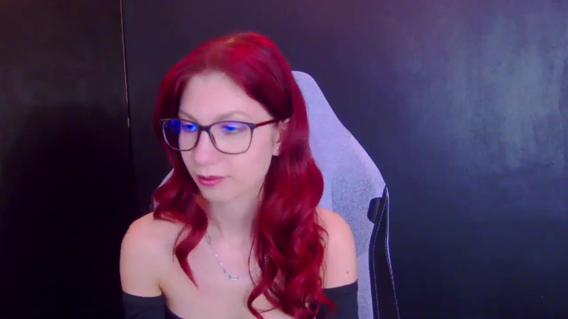 Gallery image thumbnail from Yasemina's myfreecams stream on, 04/23/2026, 04:06 image 17 of 20