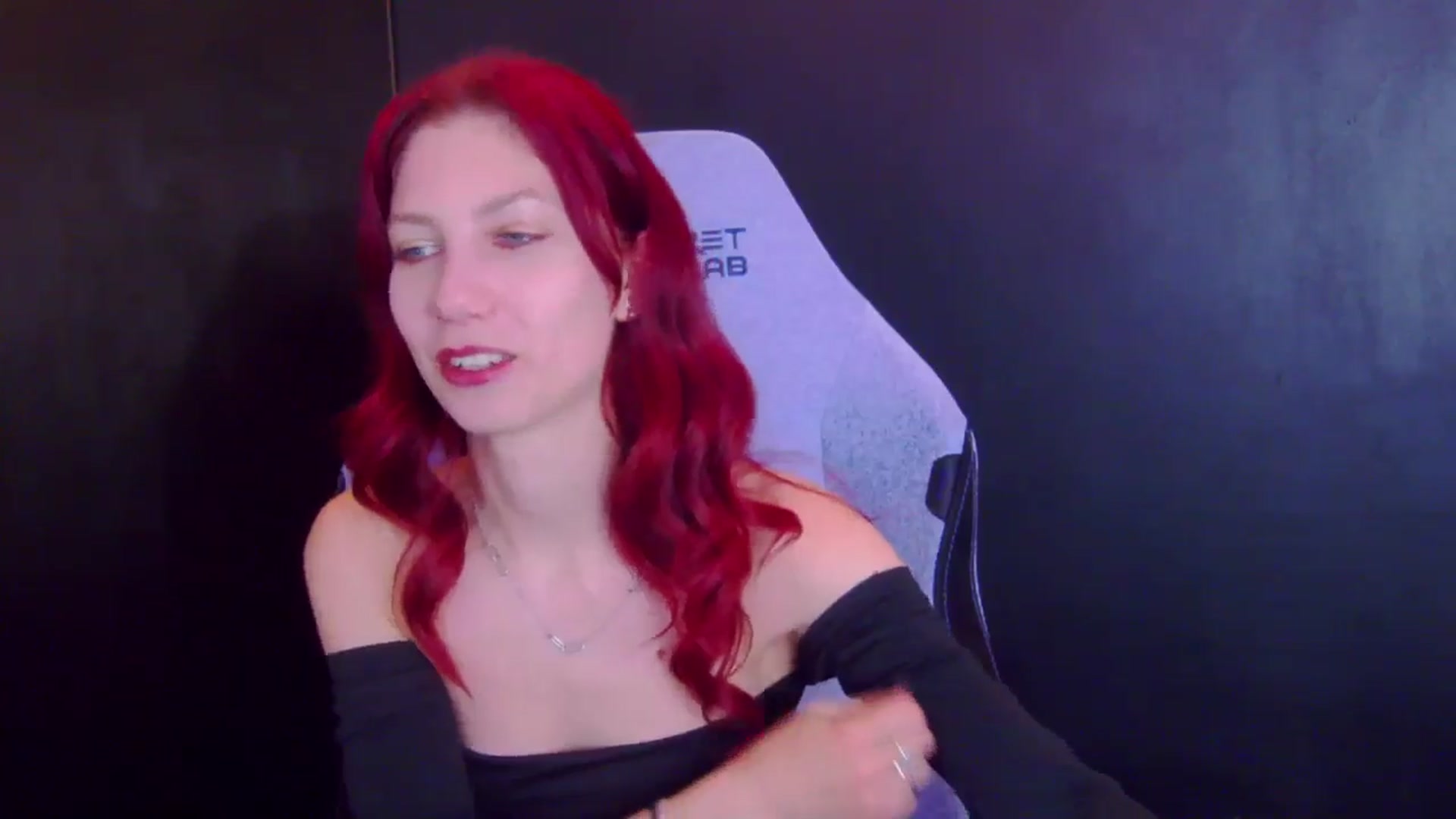 Gallery image thumbnail from Yasemina's myfreecams stream on, 04/23/2026, 04:06 image 12 of 20