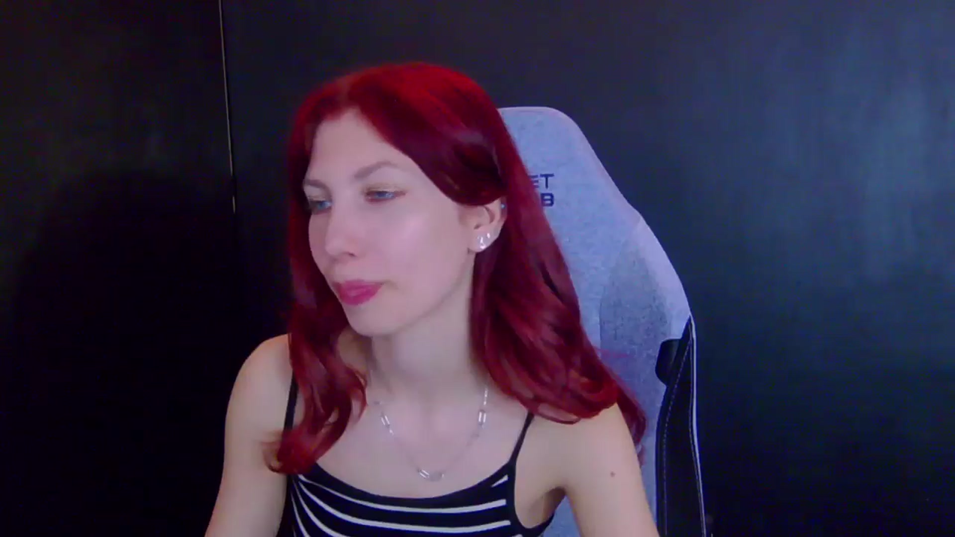 Gallery image thumbnail from Yasemina's myfreecams stream on, 04/27/2026, 01:07 image 6 of 20