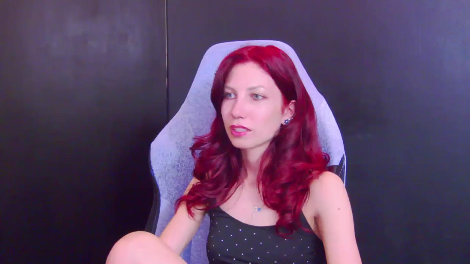 Gallery image thumbnail from Yasemina's myfreecams stream on, 05/05/2026, 24:11 image 1 of 20