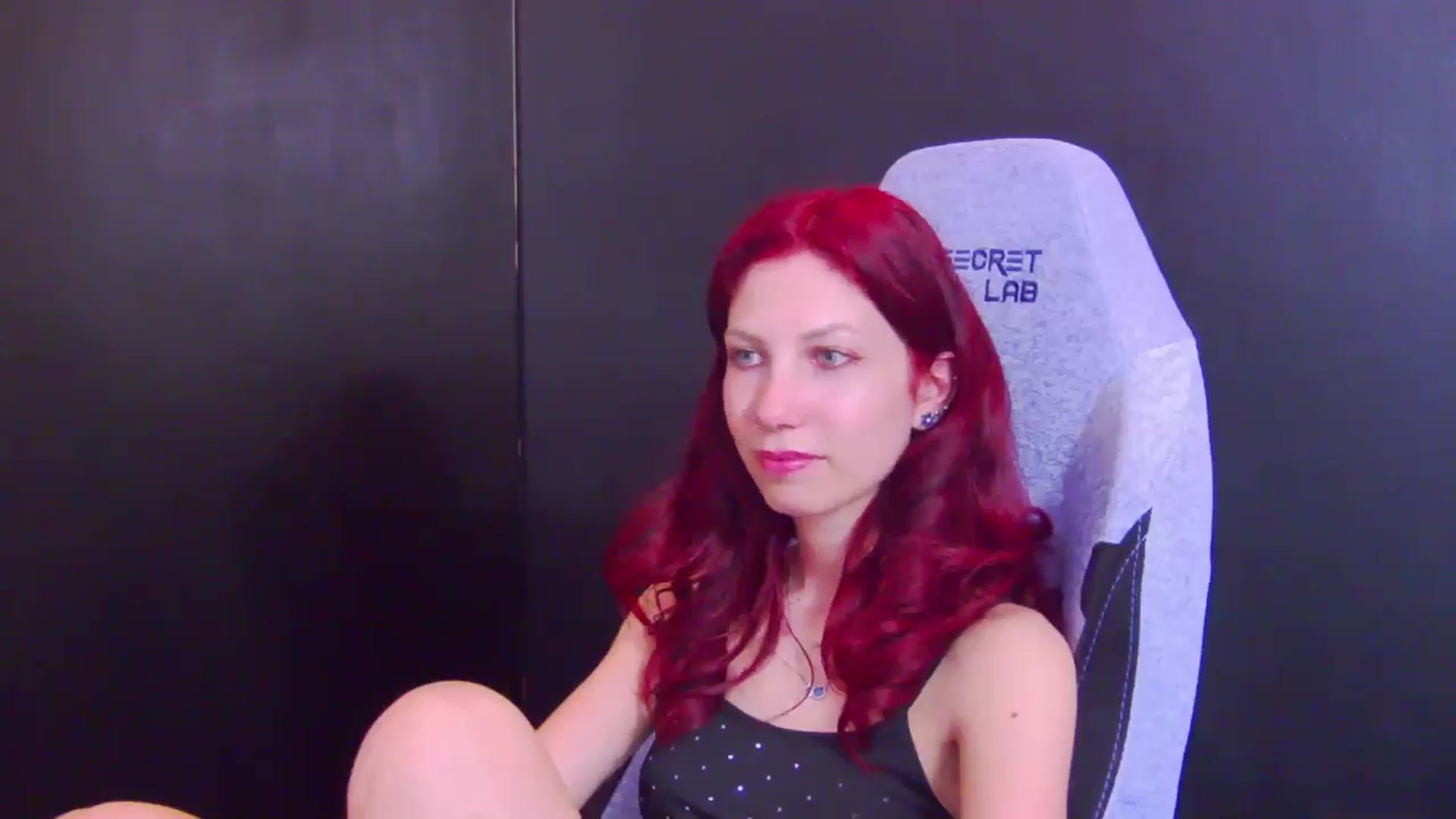 Gallery image thumbnail from Yasemina's myfreecams stream on, 05/05/2026, 24:11 image 9 of 20