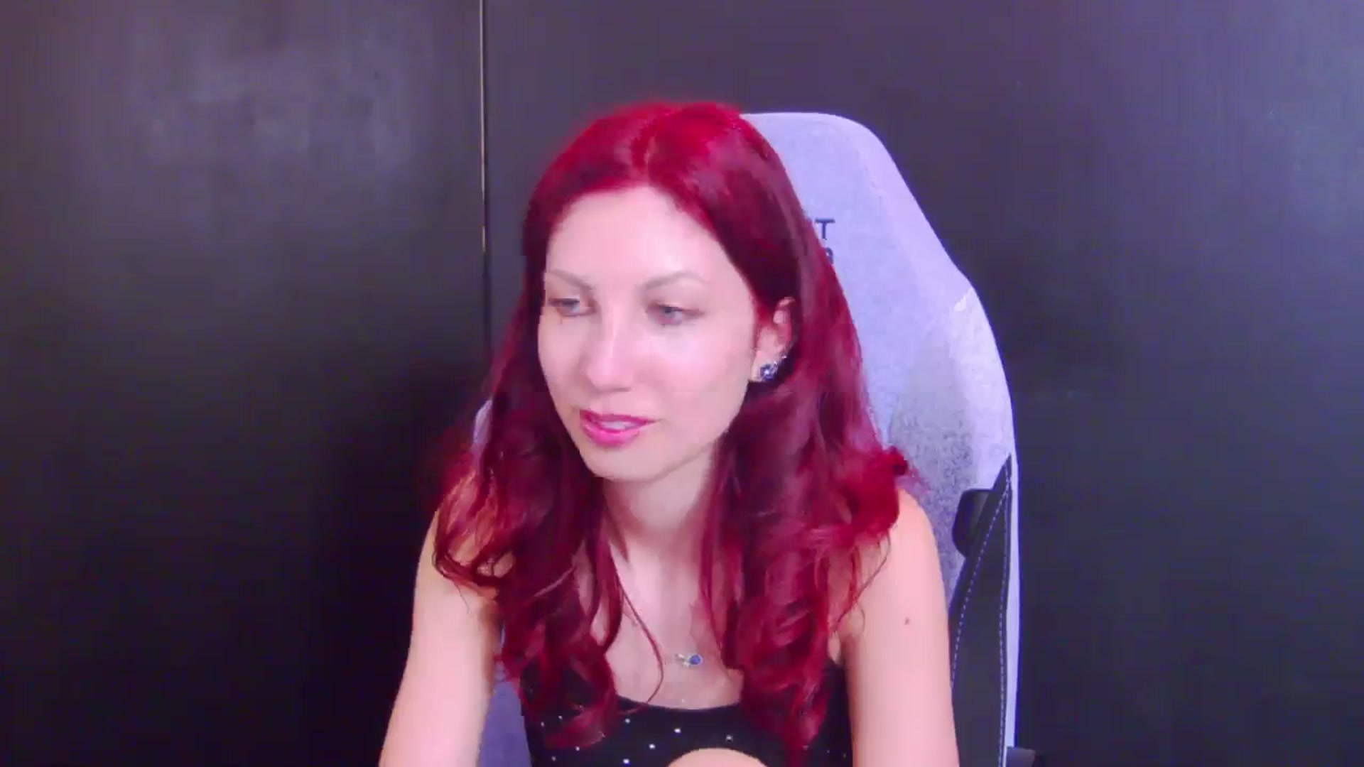 Gallery image thumbnail from Yasemina's myfreecams stream on, 05/05/2026, 24:11 image 4 of 20