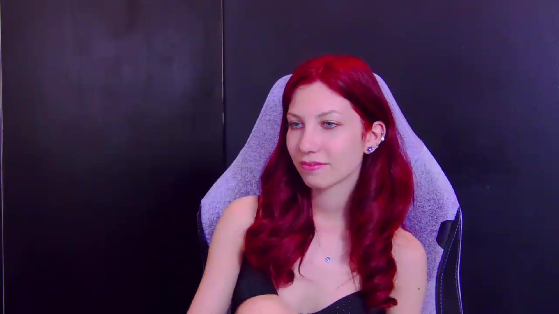 Gallery image thumbnail from Yasemina's myfreecams stream on, 05/05/2026, 23:14 image 13 of 20