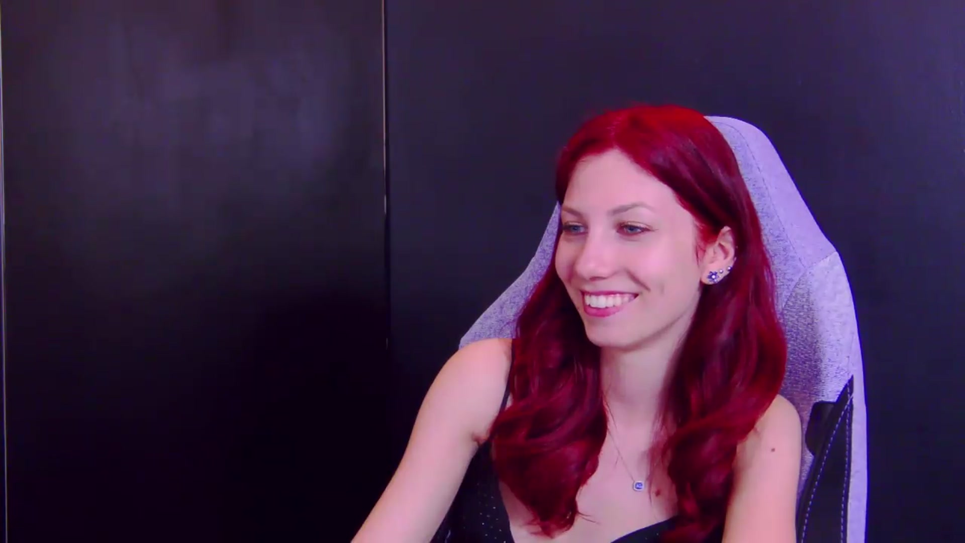Gallery image thumbnail from Yasemina's myfreecams stream on, 05/05/2026, 23:14 image 15 of 20
