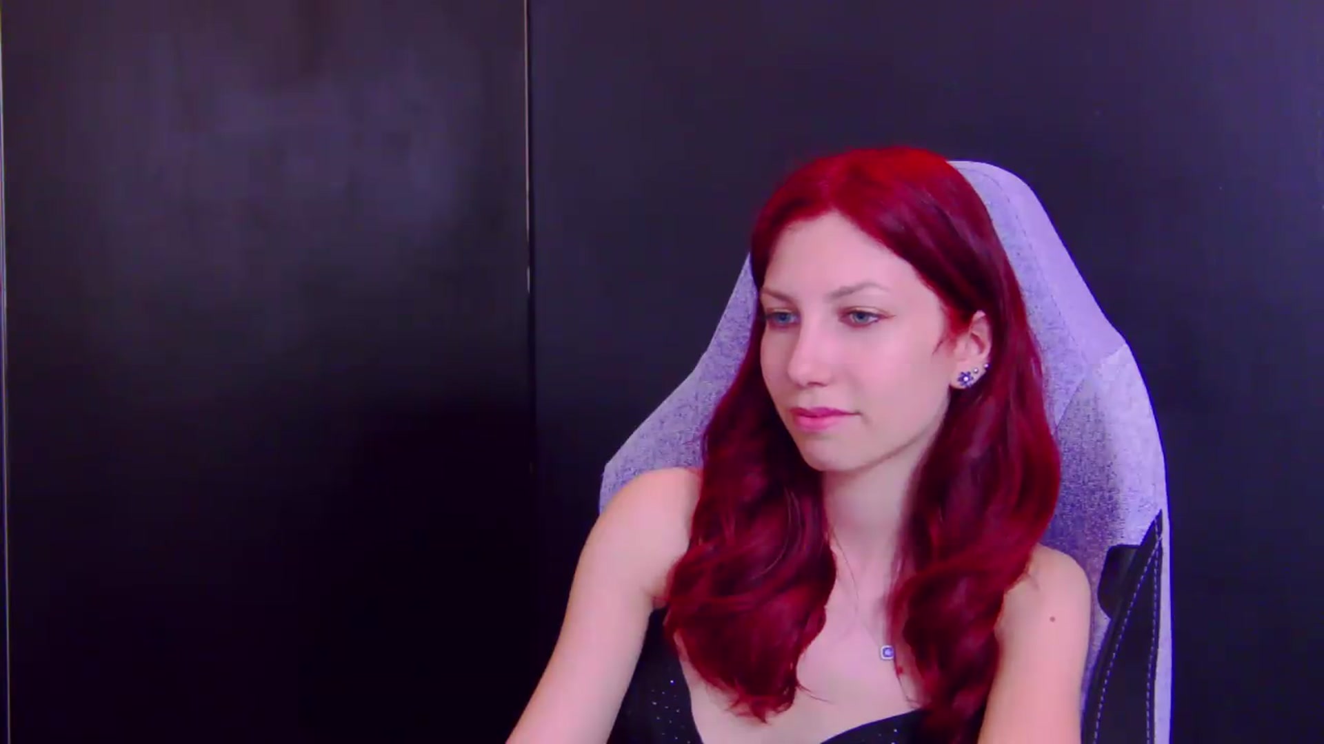 Gallery image thumbnail from Yasemina's myfreecams stream on, 05/05/2026, 23:14 image 16 of 20