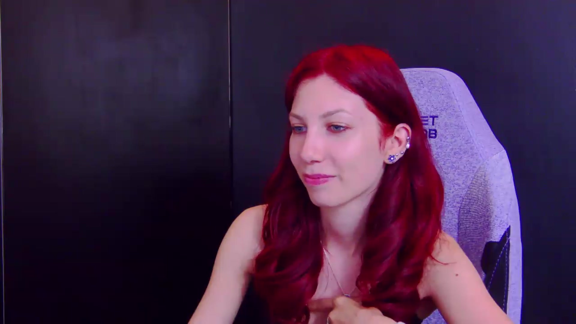 Gallery image thumbnail from Yasemina's myfreecams stream on, 05/05/2026, 23:14 image 12 of 20