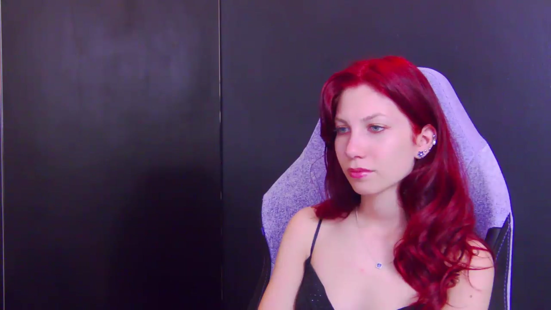 Gallery image thumbnail from Yasemina's myfreecams stream on, 05/06/2026, 01:11 image 3 of 20