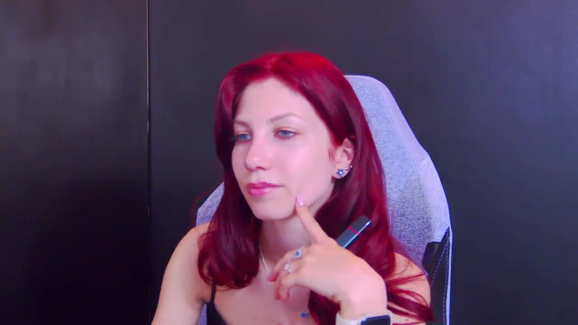 Gallery image thumbnail from Yasemina's myfreecams stream on, 05/06/2026, 01:11 image 6 of 20