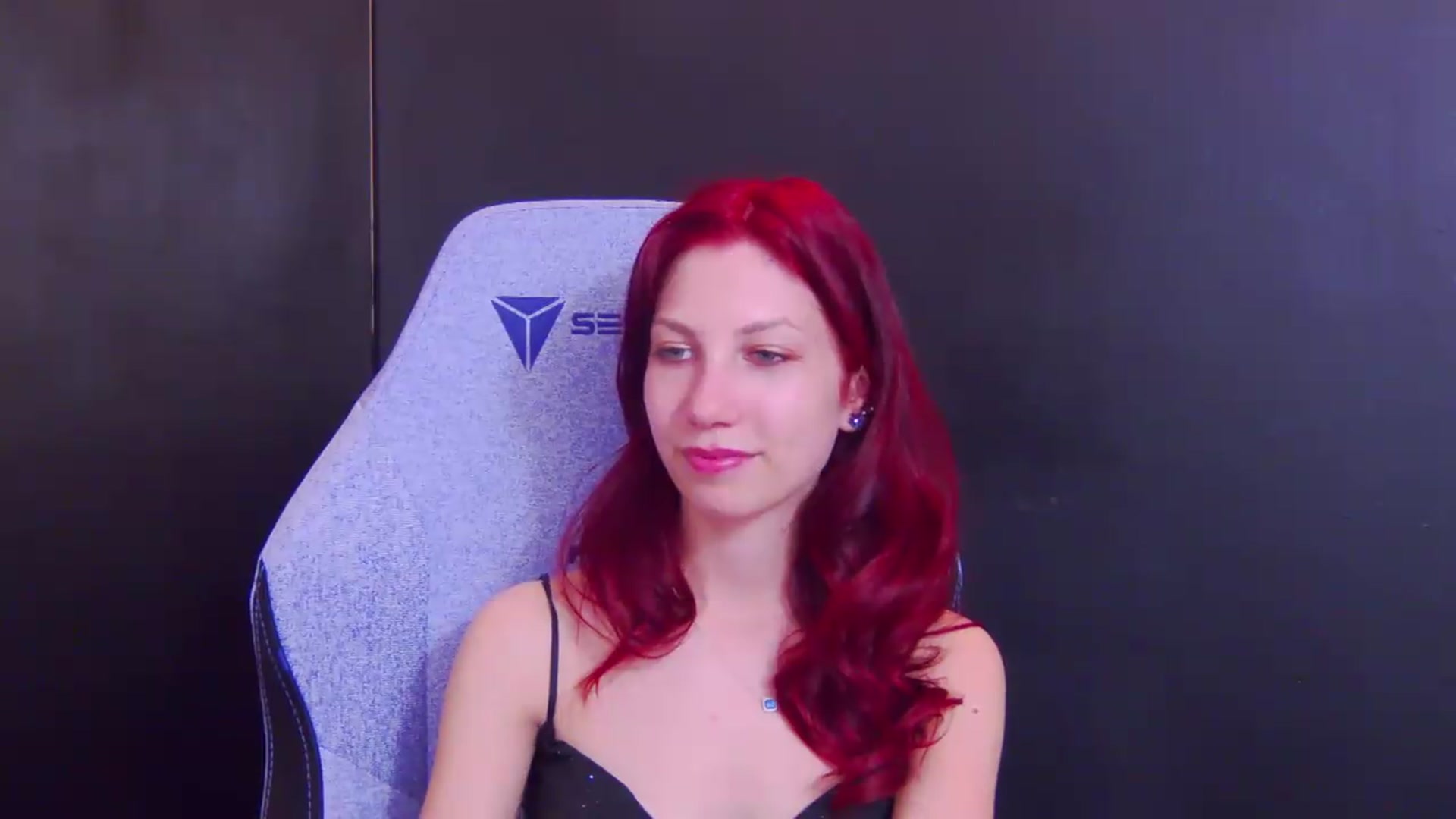 Gallery image thumbnail from Yasemina's myfreecams stream on, 05/06/2026, 01:11 image 10 of 20