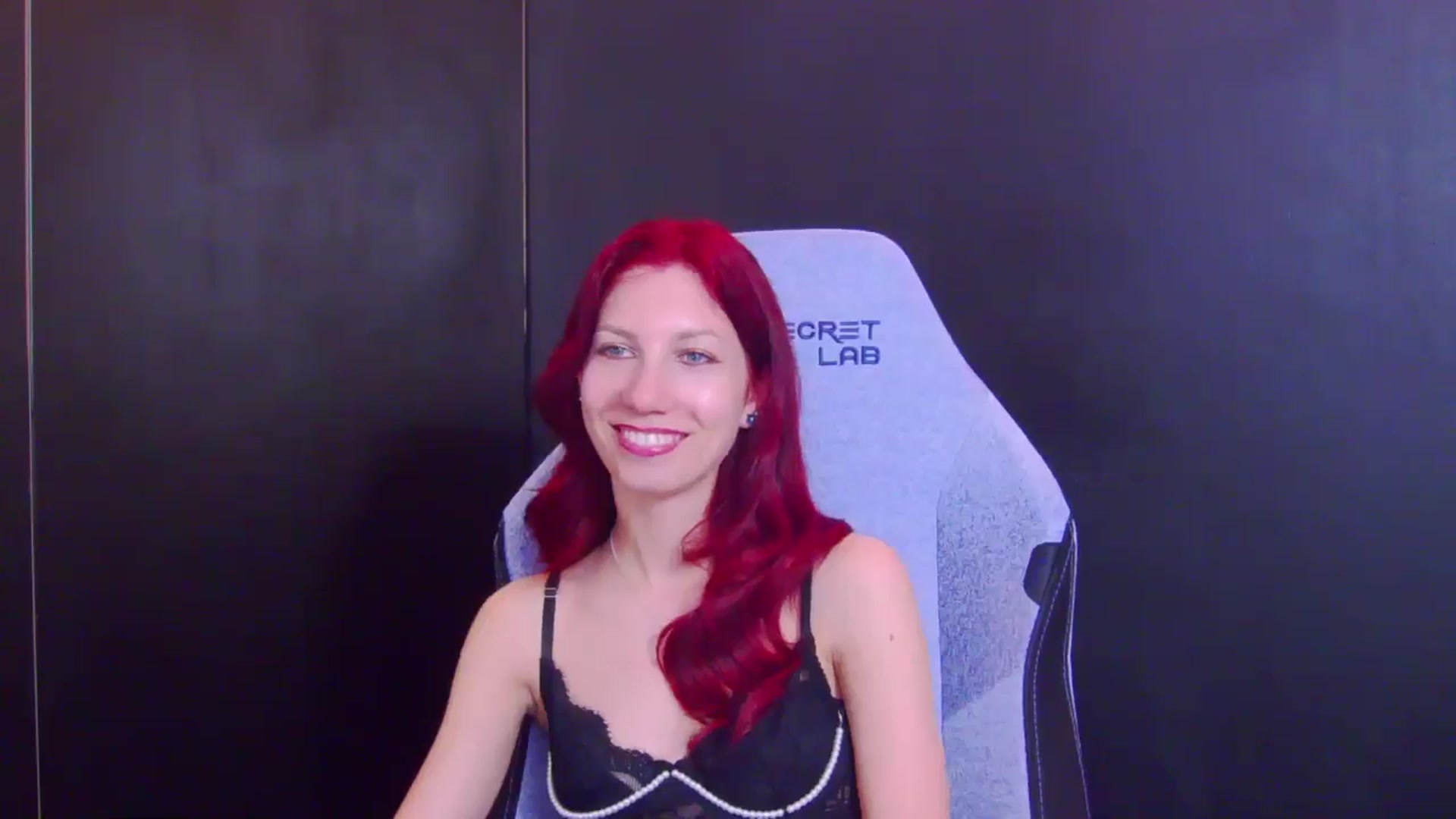 Gallery image thumbnail from Yasemina's myfreecams stream on, 05/06/2026, 22:22 image 6 of 20