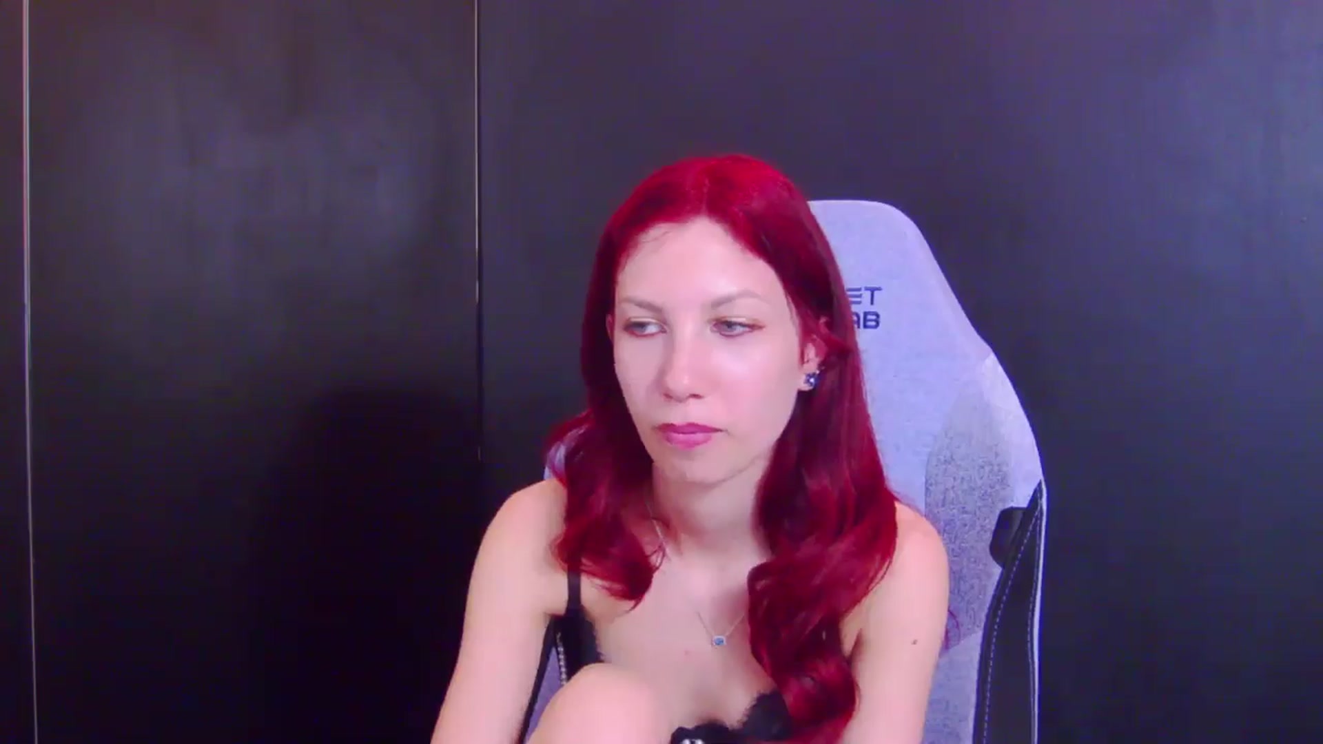 Gallery image thumbnail from Yasemina's myfreecams stream on, 05/06/2026, 22:22 image 14 of 20