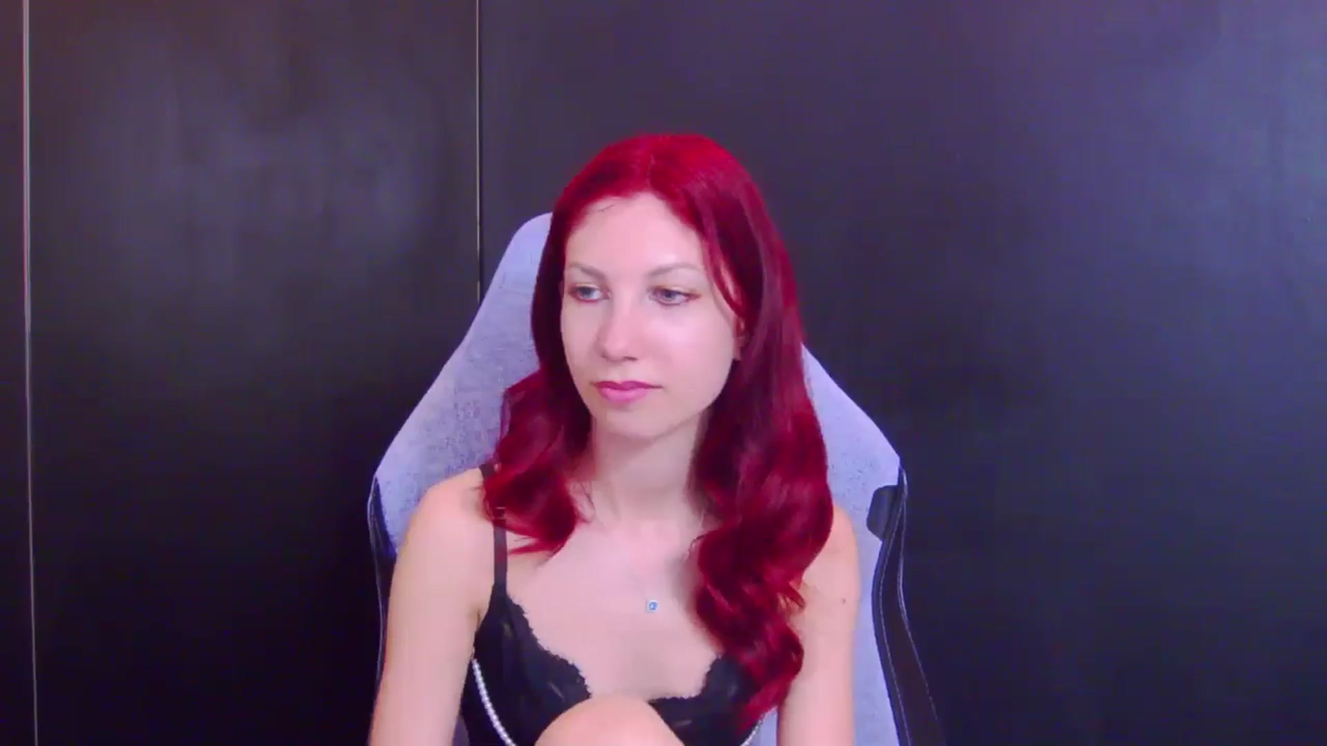 Gallery image thumbnail from Yasemina's myfreecams stream on, 05/06/2026, 22:22 image 19 of 20