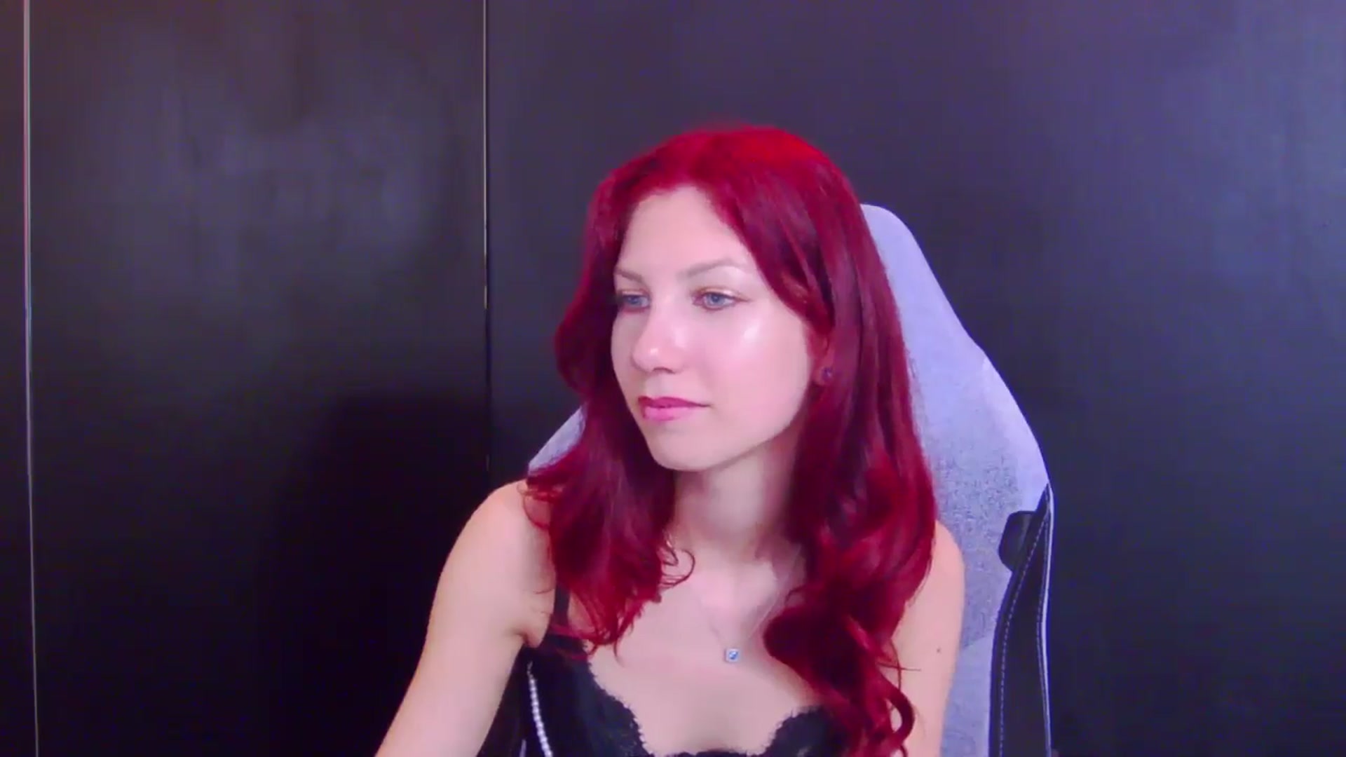 Gallery image thumbnail from Yasemina's myfreecams stream on, 05/06/2026, 22:22 image 3 of 20