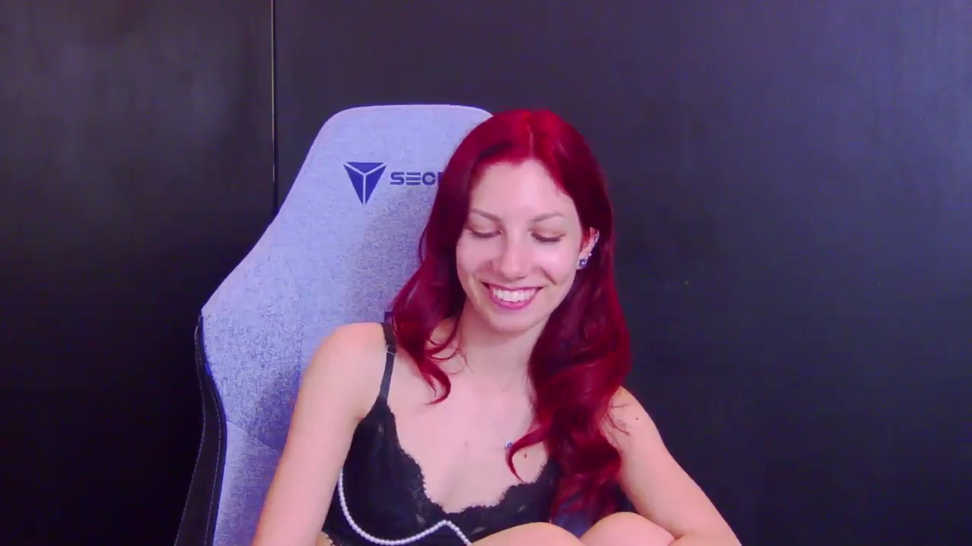 Gallery image thumbnail from Yasemina's myfreecams stream on, 05/07/2026, 04:25 image 12 of 20