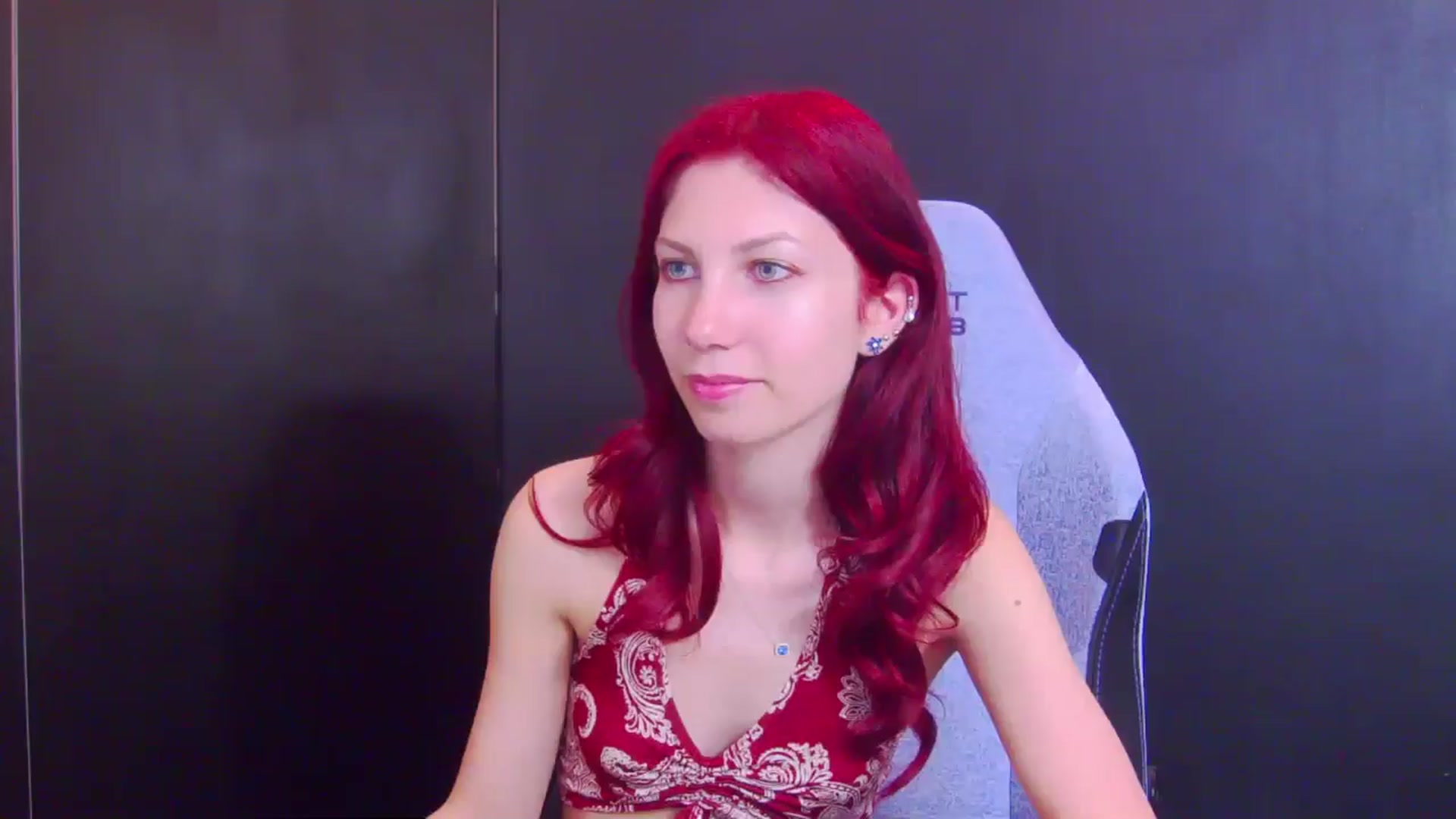 Gallery image thumbnail from Yasemina's myfreecams stream on, 05/08/2026, 01:32 image 13 of 20
