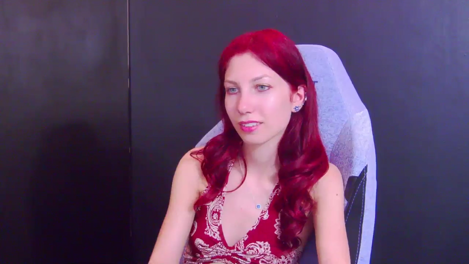 Gallery image thumbnail from Yasemina's myfreecams stream on, 05/08/2026, 01:32 image 19 of 20