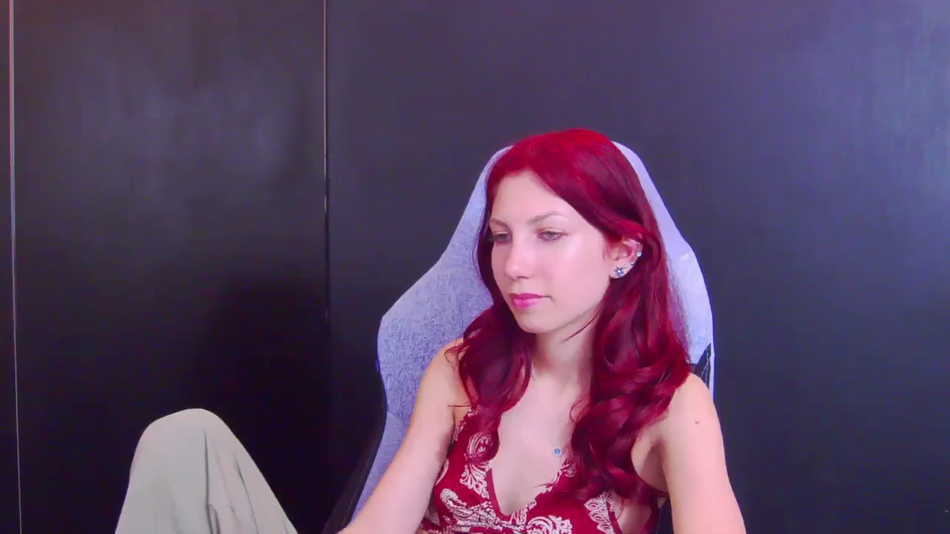 Gallery image thumbnail from Yasemina's myfreecams stream on, 05/08/2026, 01:32 image 10 of 20