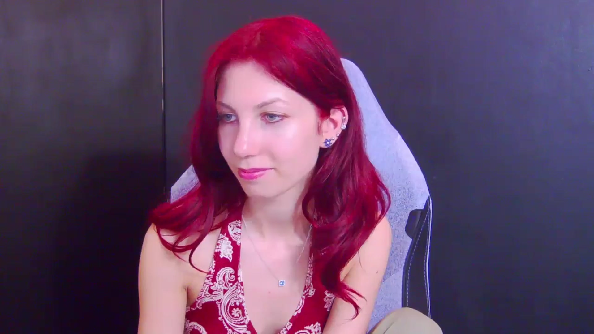 Gallery image thumbnail from Yasemina's myfreecams stream on, 05/08/2026, 01:32 image 18 of 20