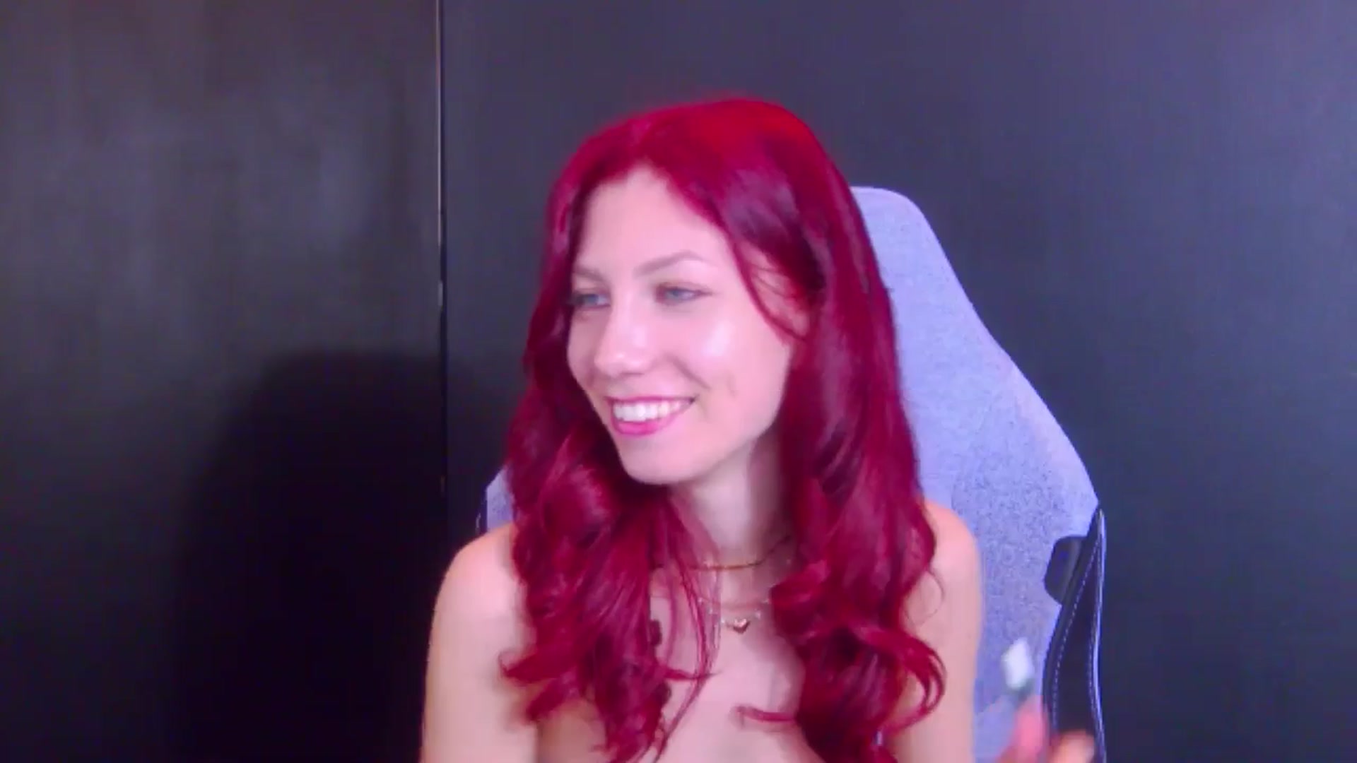 Gallery image thumbnail from Yasemina's myfreecams stream on, 05/10/2026, 21:42 image 10 of 20