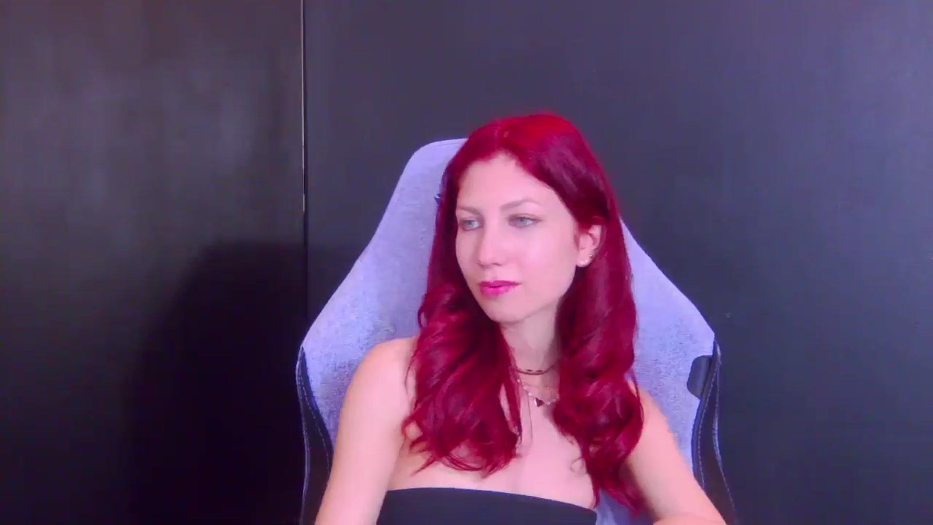 Gallery image thumbnail from Yasemina's myfreecams stream on, 05/10/2026, 23:13 image 8 of 20