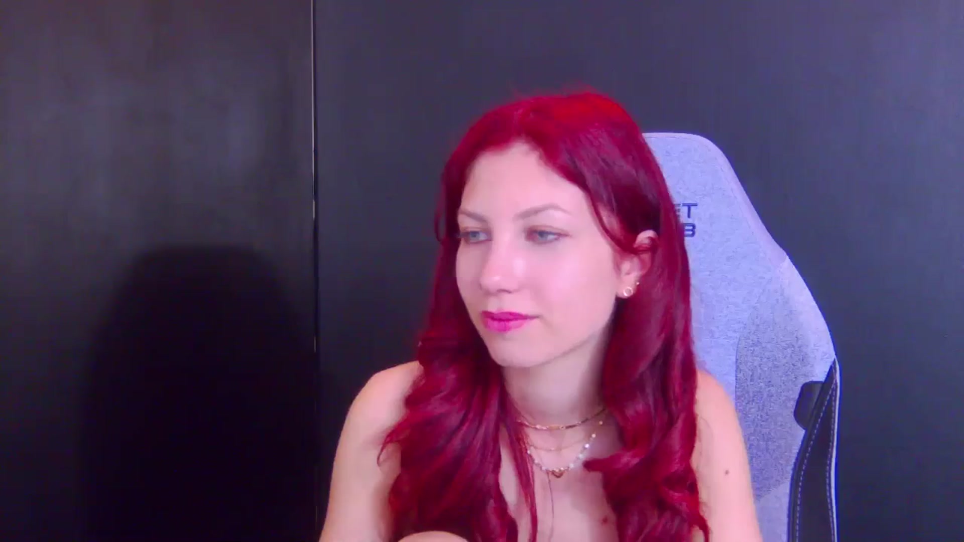 Gallery image thumbnail from Yasemina's myfreecams stream on, 05/10/2026, 23:13 image 13 of 20