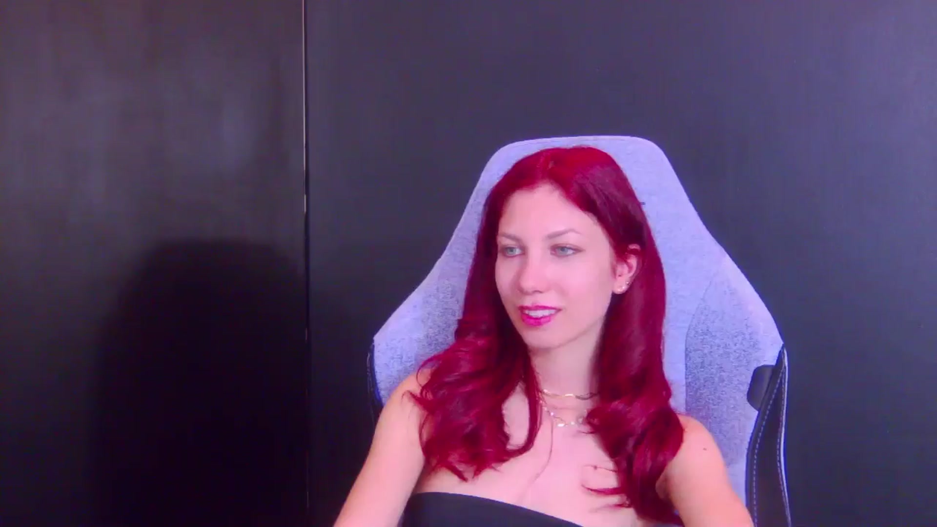 Gallery image thumbnail from Yasemina's myfreecams stream on, 05/10/2026, 23:13 image 10 of 20