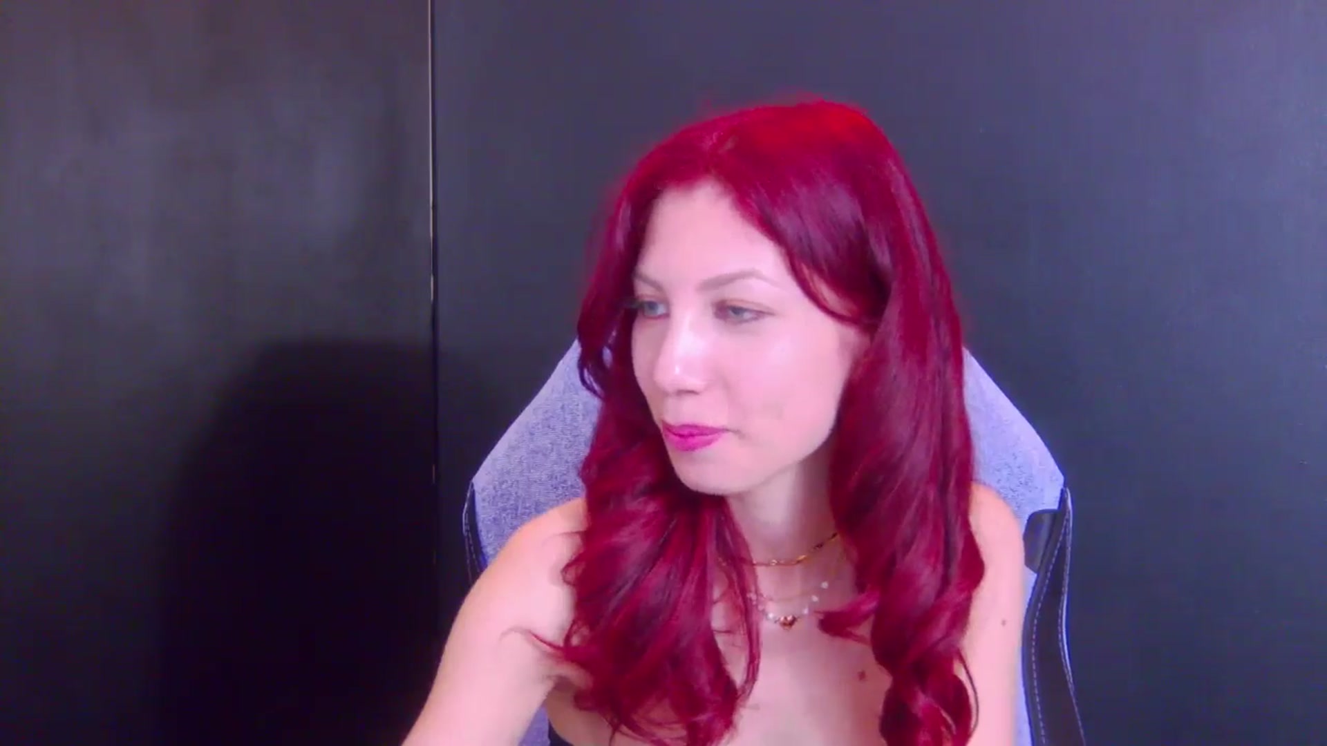 Gallery image thumbnail from Yasemina's myfreecams stream on, 05/10/2026, 23:13 image 3 of 20