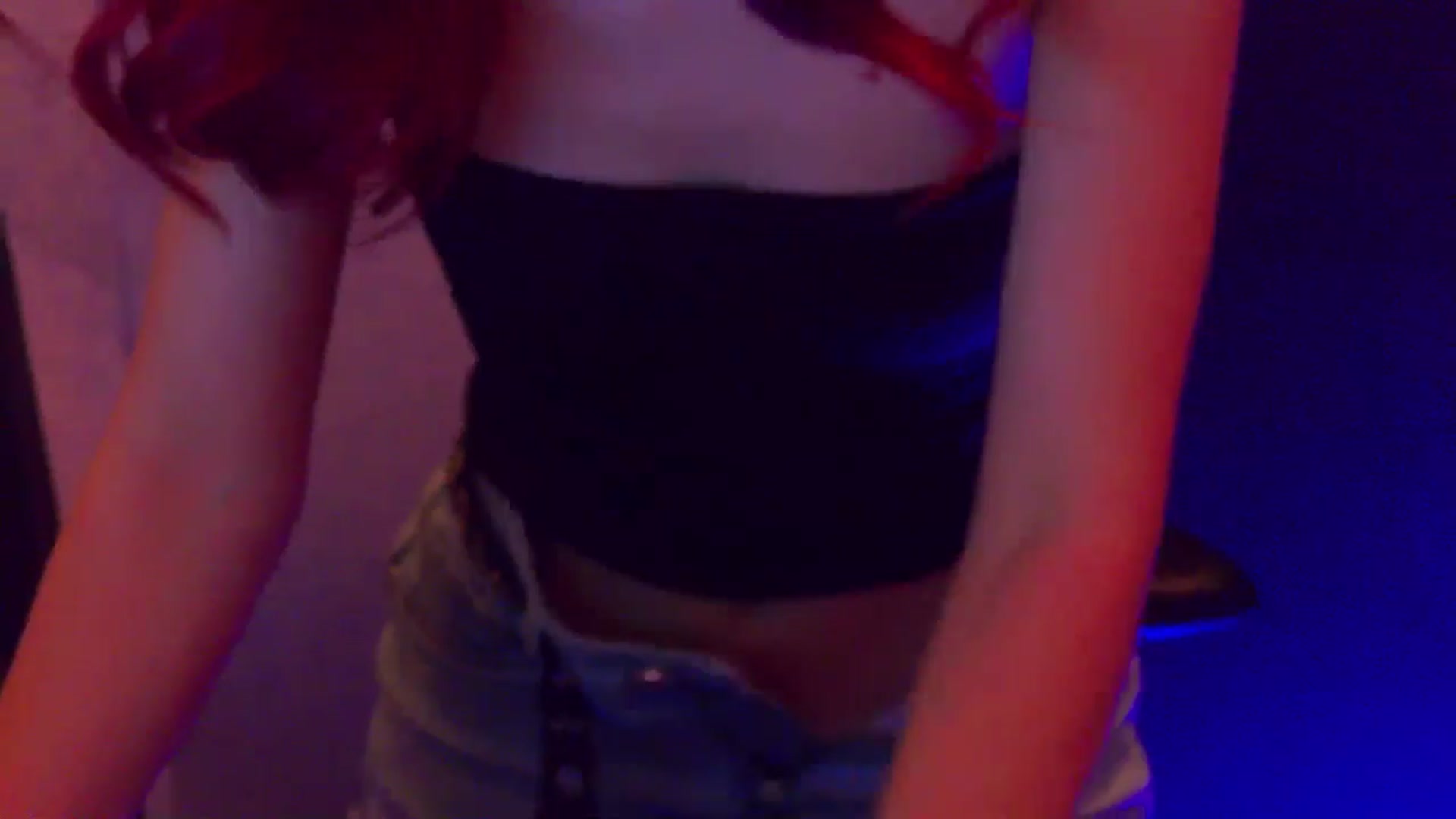 Gallery image thumbnail from Yasemina's myfreecams stream on, 05/11/2026, 24:03 image 10 of 20