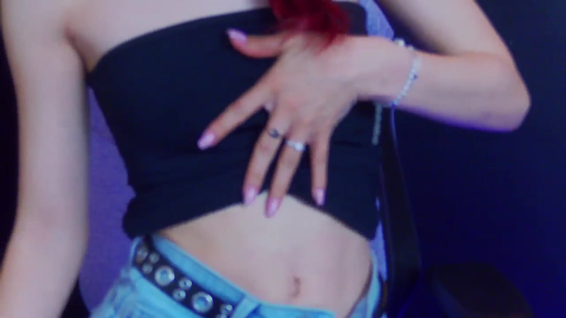 Gallery image thumbnail from Yasemina's myfreecams stream on, 05/11/2026, 24:03 image 3 of 20
