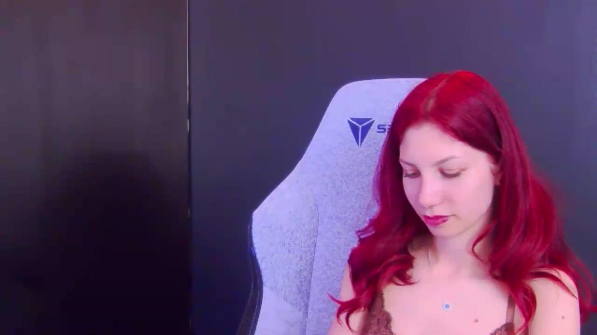 Gallery image thumbnail from Yasemina's myfreecams stream on, 05/17/2026, 01:11 image 18 of 20