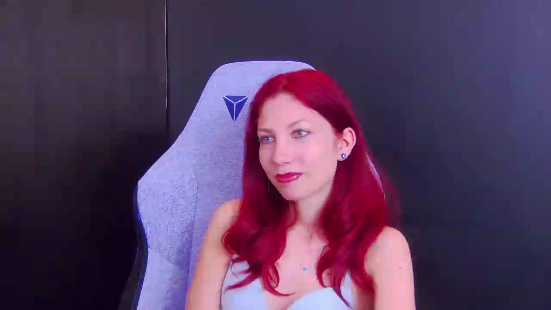 Gallery image thumbnail from Yasemina's myfreecams stream on, 05/17/2026, 22:20 image 9 of 20