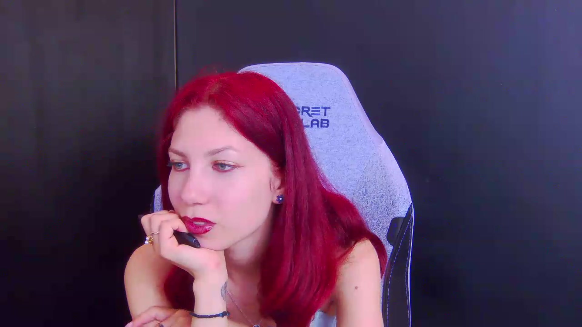 Gallery image thumbnail from Yasemina's myfreecams stream on, 05/17/2026, 22:20 image 14 of 20