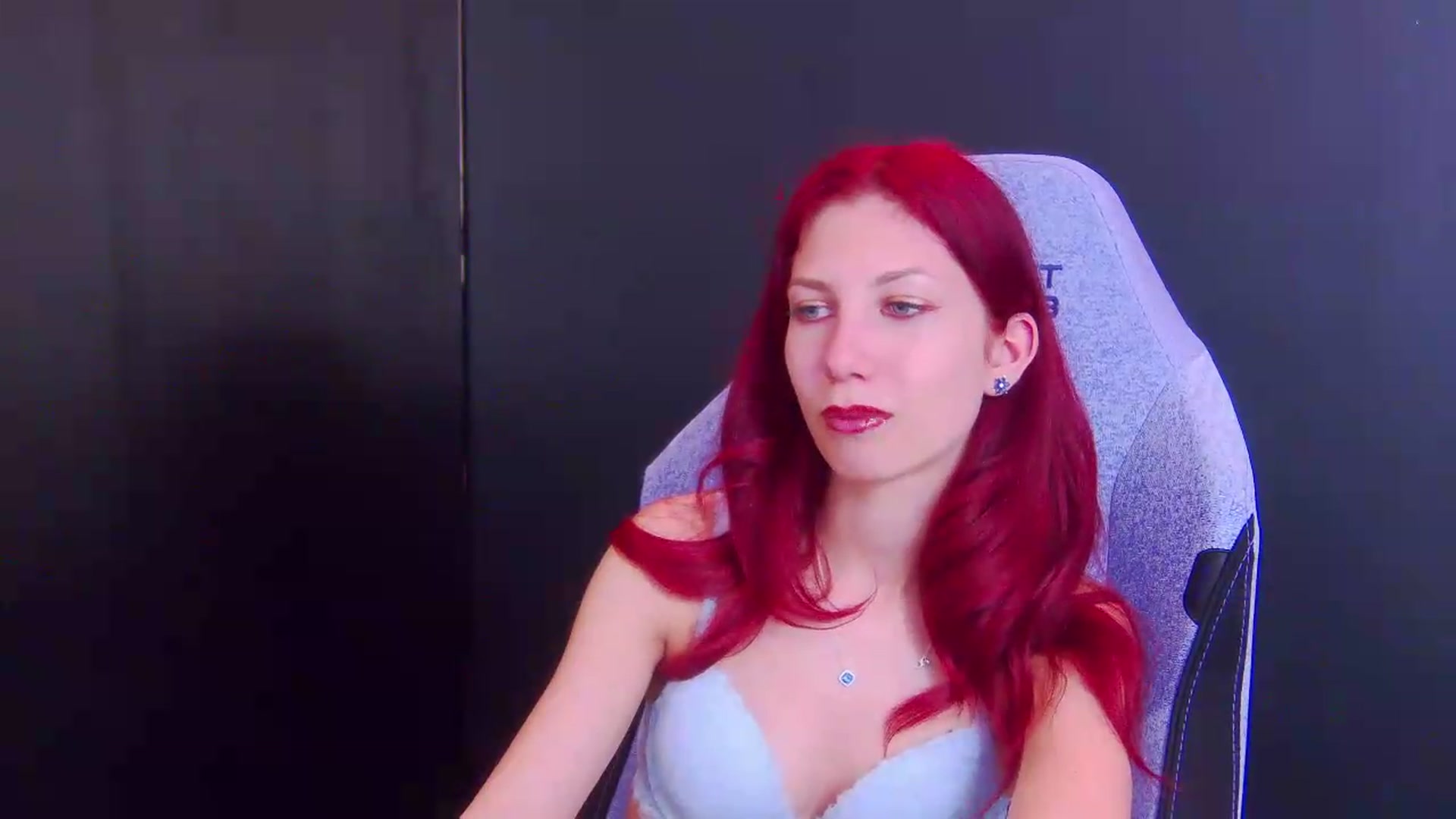 Gallery image thumbnail from Yasemina's myfreecams stream on, 05/18/2026, 24:00 image 14 of 20