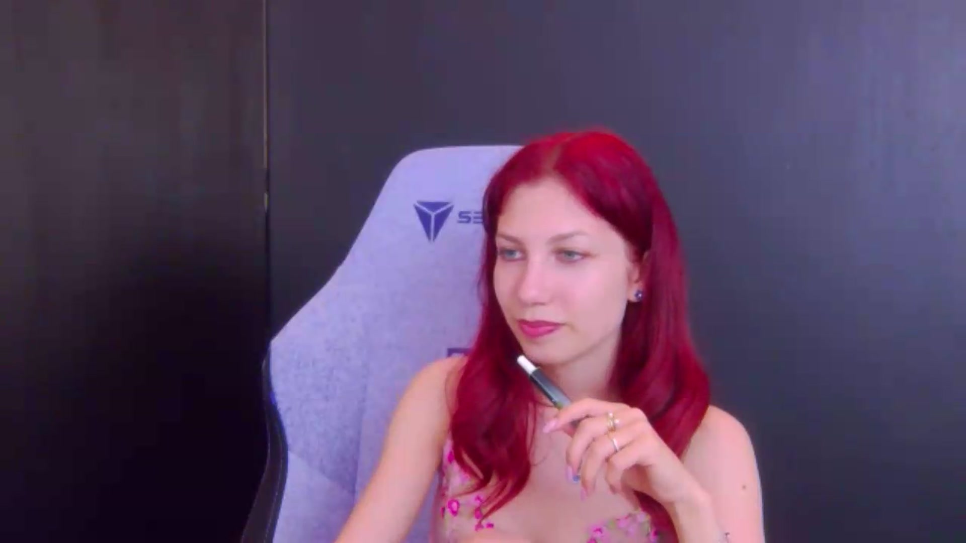 Gallery image thumbnail from Yasemina's myfreecams stream on, 05/21/2026, 01:28 image 11 of 20